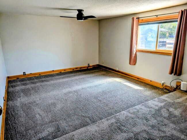 Building Photo - Harrisville