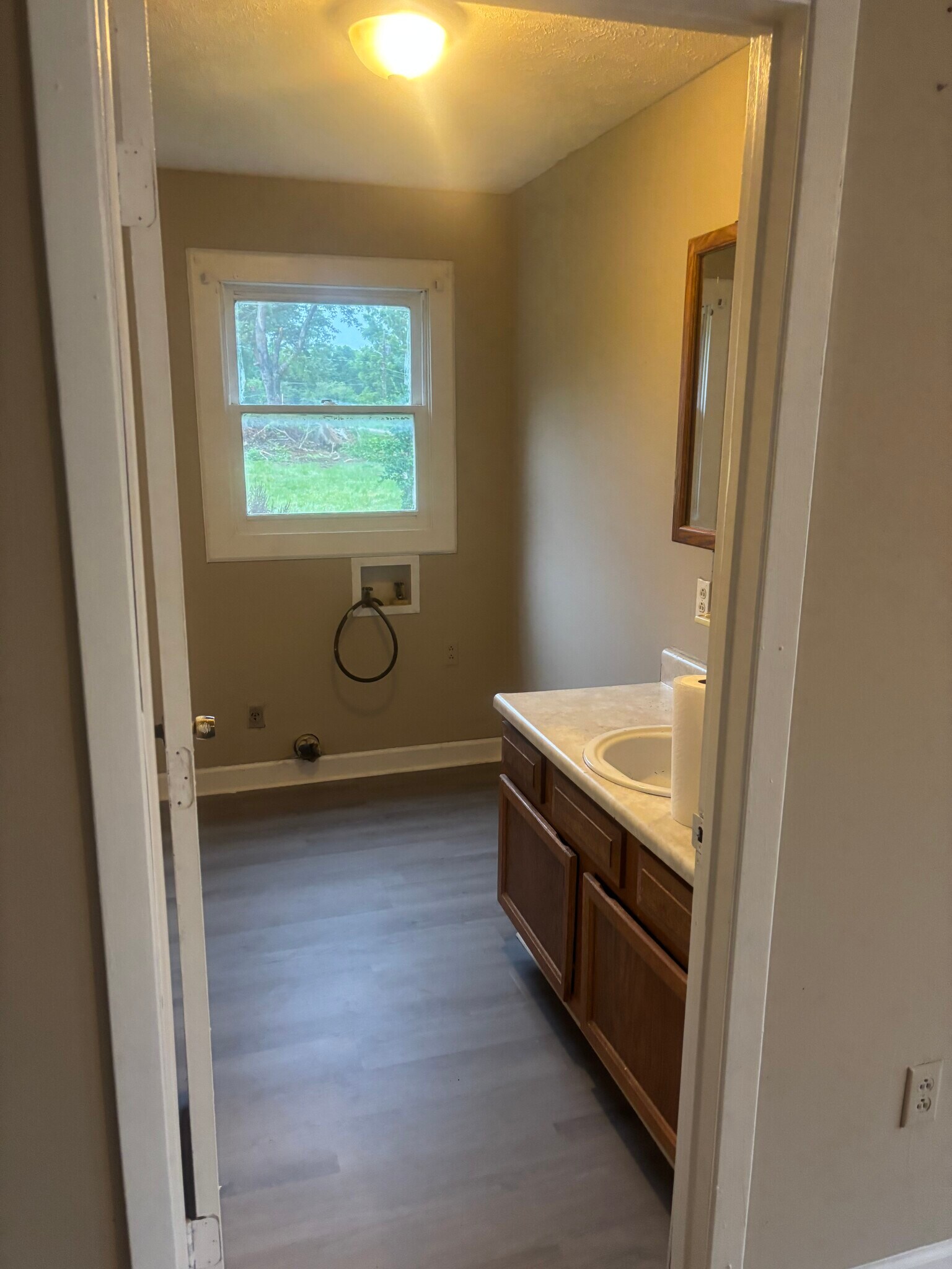 Building Photo - 1905 Breeden Lawson Way