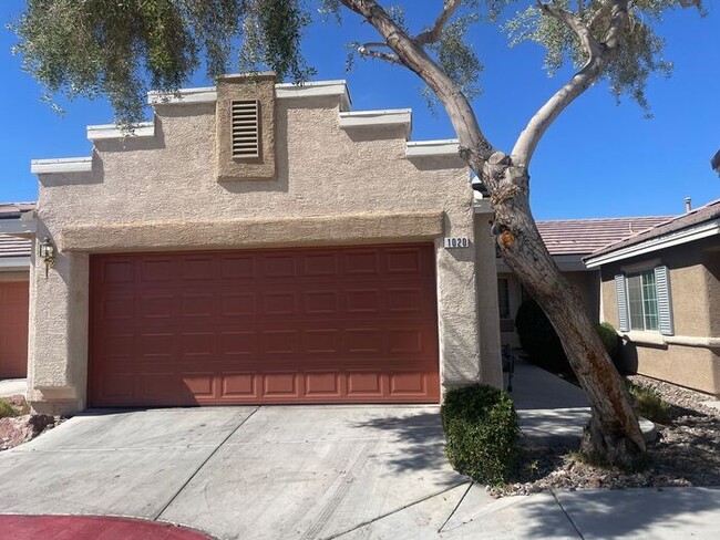 Primary Photo - Carry Over Showing: This property has been...