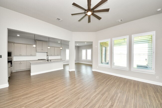 Building Photo - 1831 Golden Cape Dr