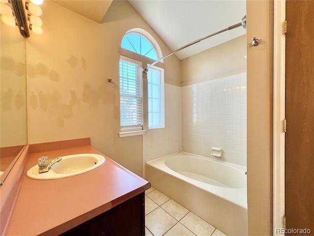 Building Photo - 12265 Deerfield Way