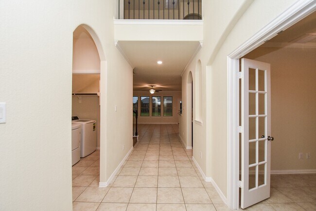 Building Photo - 18618 Weeping Spring Dr