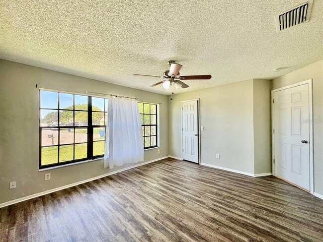 Building Photo - 2414 San Luis Rd