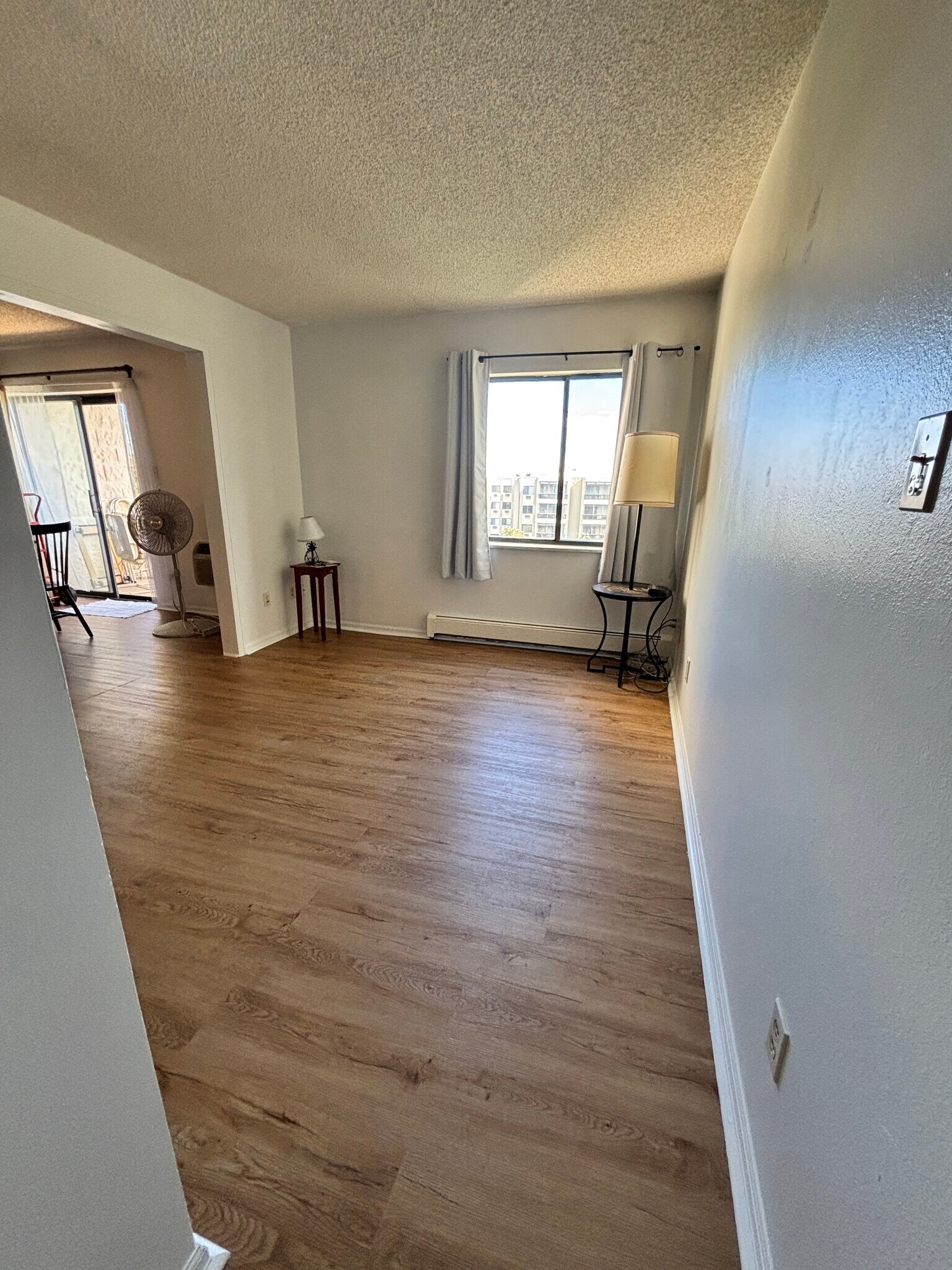 Building Photo - 13890 E Marina Dr