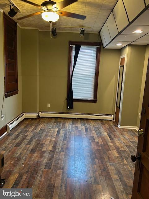 Building Photo - 265 Main St