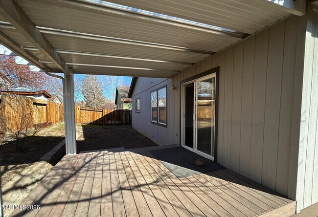 Building Photo - 986 Montero Dr