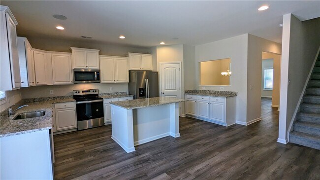 Building Photo - 249 Carvel Trl