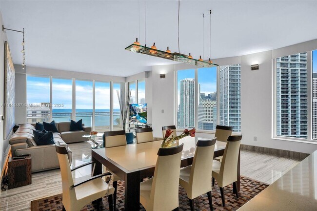 Building Photo - 901 Brickell Key Blvd