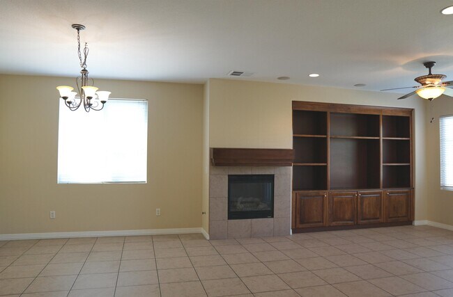 Building Photo - 35579 Domani Dr