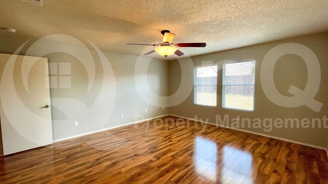 Building Photo - 9952 George Washington Dr
