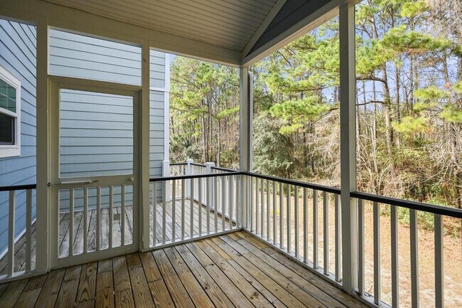 Building Photo - 3648 Billings St