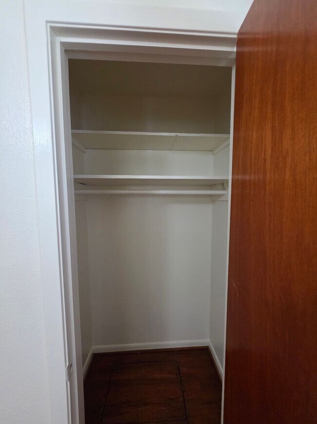 Building Photo - Charming 3/2 in Copperas Cove