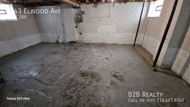 Building Photo - 1343 Elwood Rd