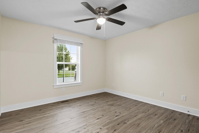 Building Photo - 240 Banyan Blvd