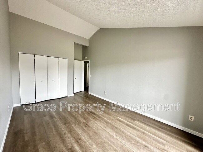 Building Photo - 15670 E Mexico Ave