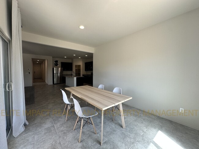 Building Photo - 6612 E Via De Los Compas