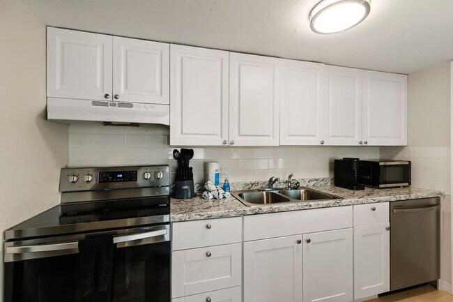 Building Photo - 5532 20th St