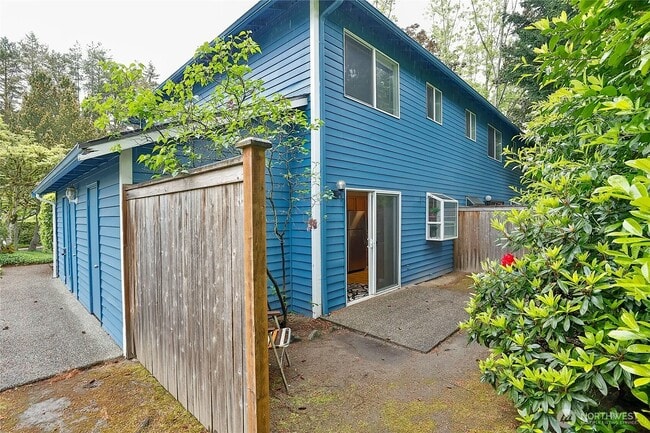 Building Photo - 3903 148th Ave NE