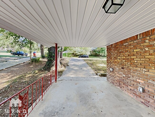 Building Photo - 3945 Camellia Trail