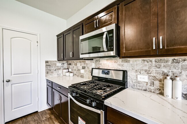 Building Photo - 21223 Riverdew Dr