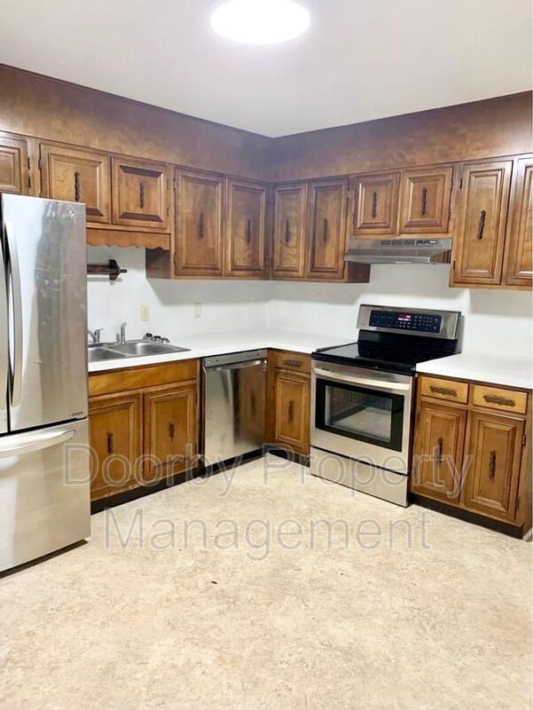 Building Photo - 5781 Taggart Dr