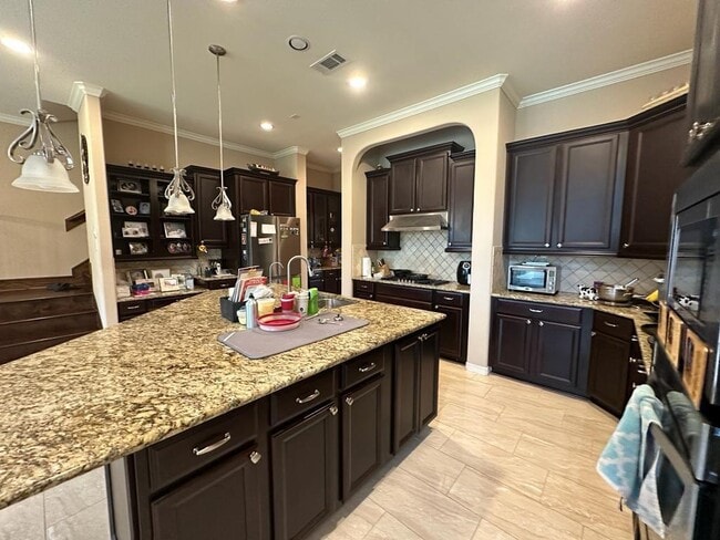 Building Photo - 46 Fort Arbor Ln