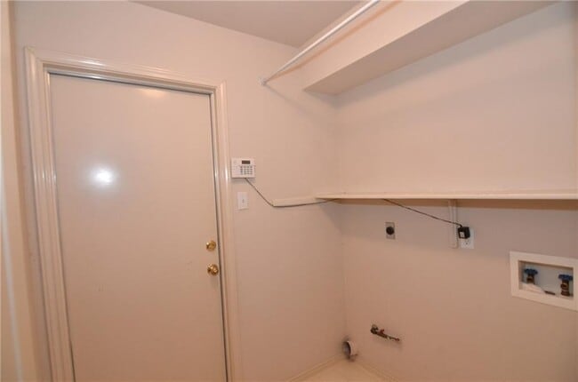 Building Photo - 3609 Ruby Red Dr