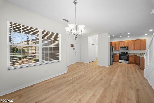 Building Photo - 11133 Peace Lilly Way