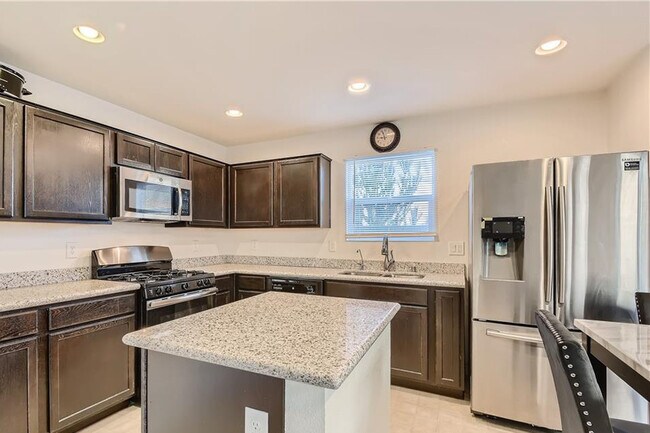 Building Photo - 3638 Via Margarita Ave