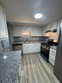 Building Photo - 54 Apple Ln