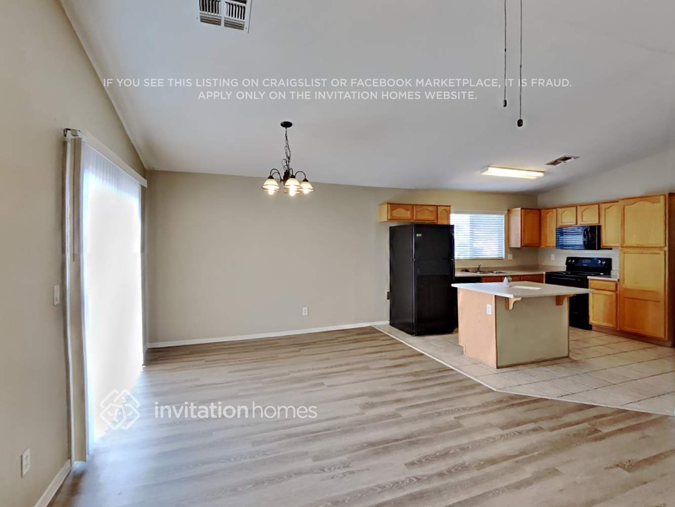 Building Photo - 8182 N 88th Ln