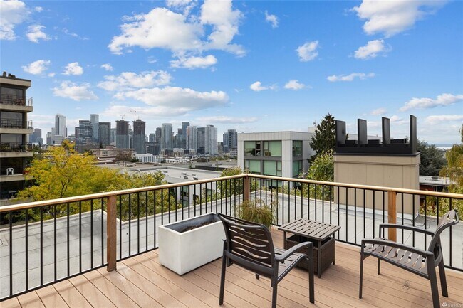 View Southwest toward downtown skyline - 730 Bellevue Ave E