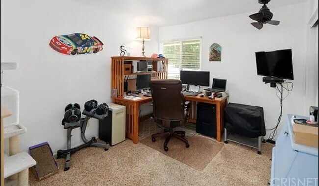 Building Photo - 40352 Palmas Ct