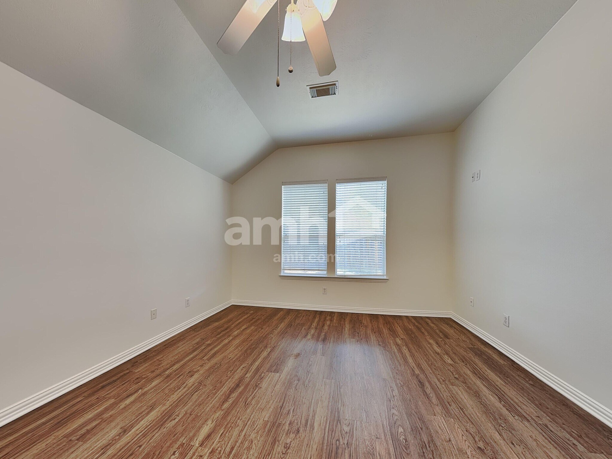 Building Photo - 20015 Leithcrest Way