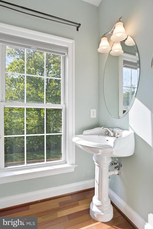 Building Photo - 6411 Velliety Ln