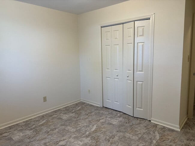 Building Photo - 501B  Live Oak Street  Beaufort, NC 28516