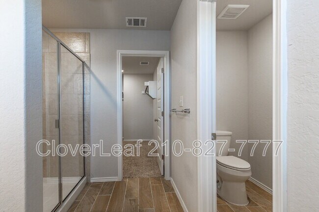 Building Photo - 238 Jaycen Ln