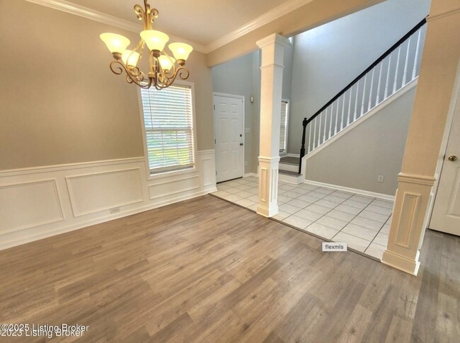 Building Photo - 7223 Meadow Ridge Dr
