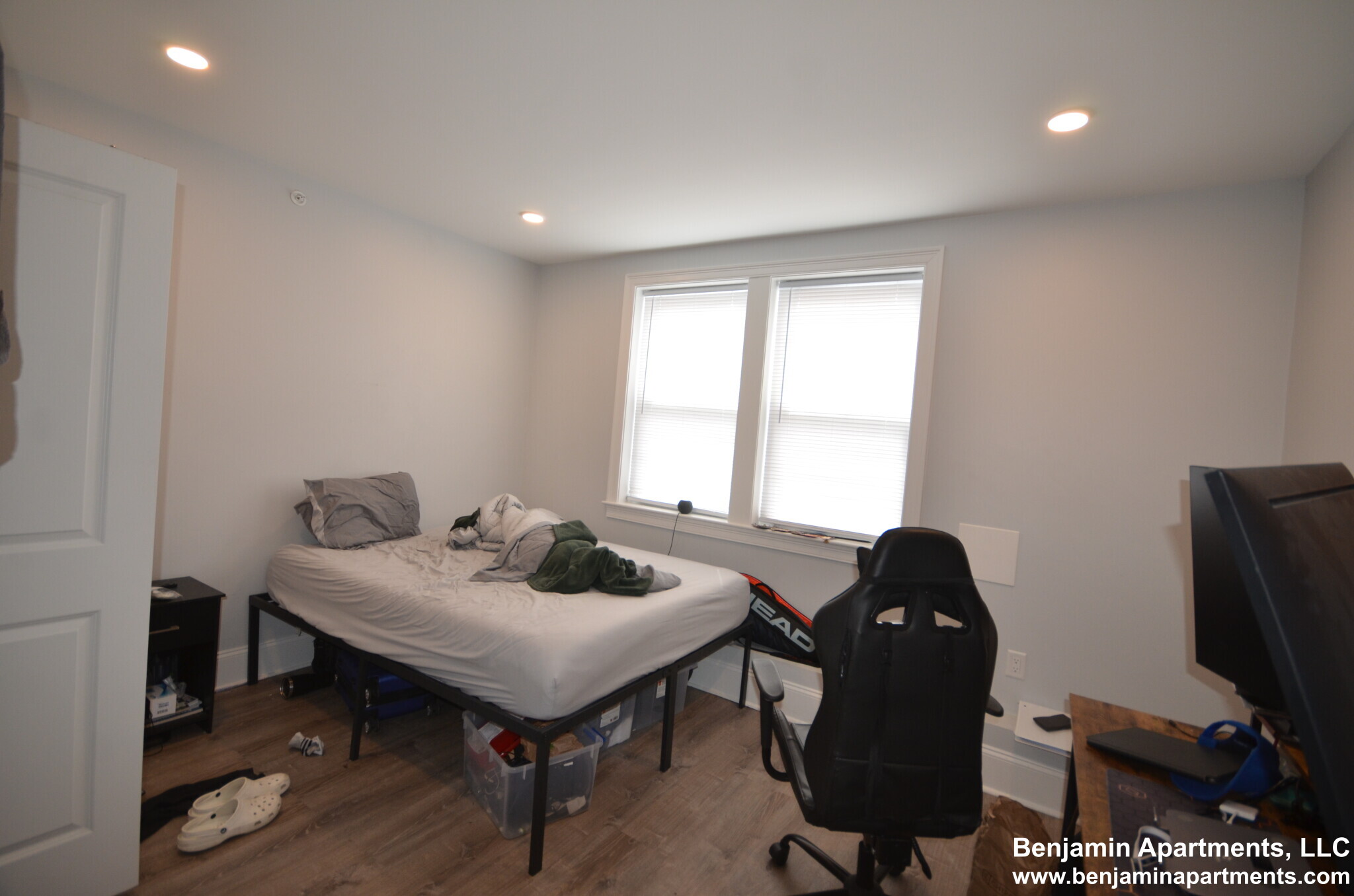Building Photo - 124 Kenrick St