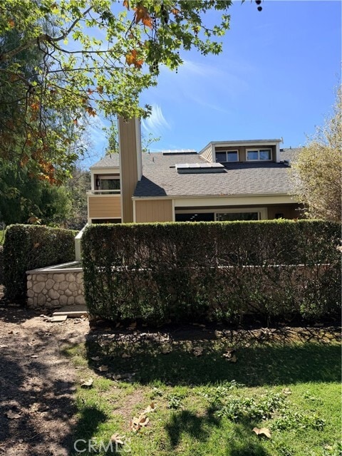 Building Photo - 23551 Ave La Caza