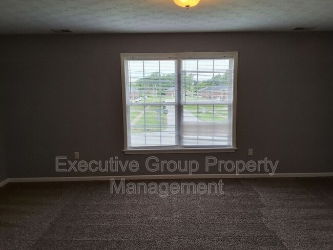 Building Photo - 110 Hurstfield Dr