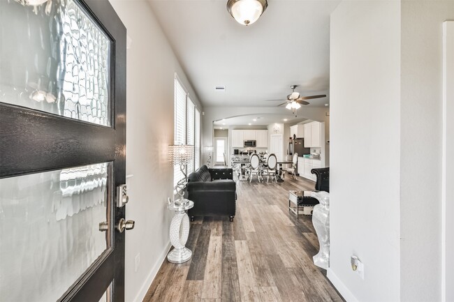 Building Photo - 15775 Cairnwell Bend Dr