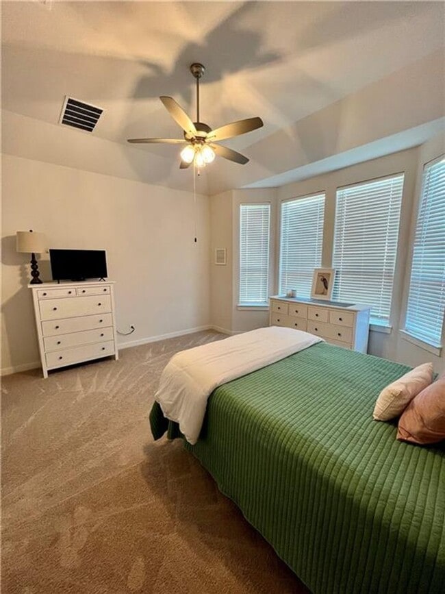 Building Photo - HONEY STOP THE CAR!!!!  Siena Subdivision/ 4 bedroom/Single Story/Round Rock / Hutto ISD