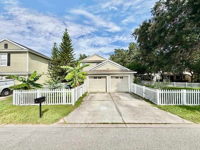 Building Photo - 16221 Bridgewalk Dr