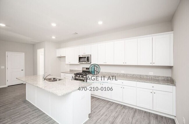 Building Photo - Brand New 4 Bedroom home