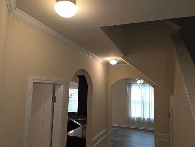 Building Photo - 326 Lauren Dr