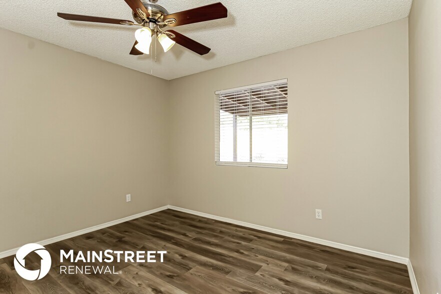 Building Photo - 1506 E Wescott Dr