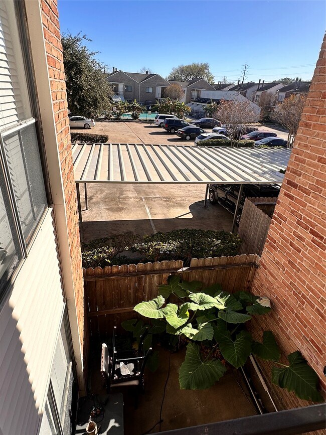 Building Photo - 3730 Thistlemont Dr