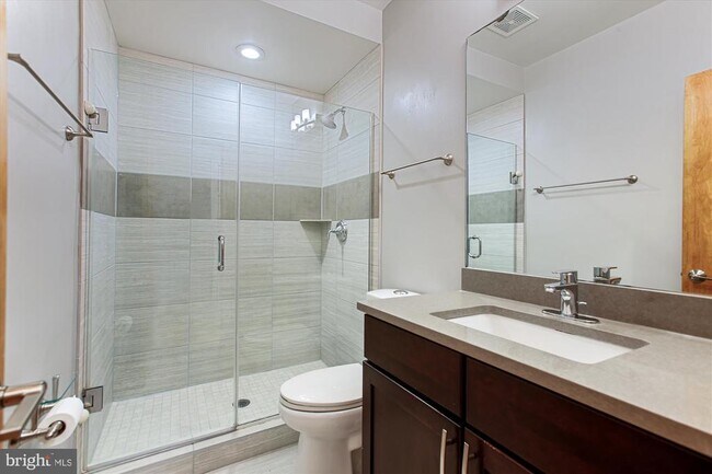 Building Photo - 3404 13th St NW