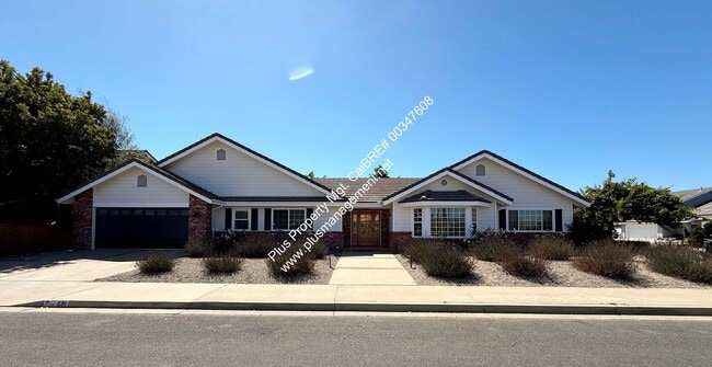Primary Photo - Beautifully Updated Single Story Custom Ho...